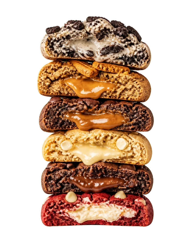 Torre recortada de seis cookies estilo New York con distintos rellenos